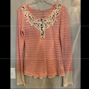 Miss Me top BNWT-never worn size… Medium-  MAKE AN OFFER!!